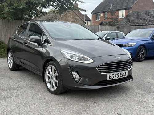 Ford fiesta titanium mhev - x,