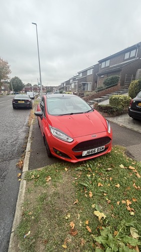 Fiesta zetec red edition - , s