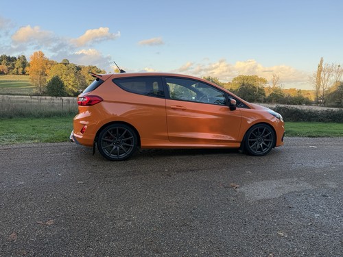 Ford fiesta performance - st,